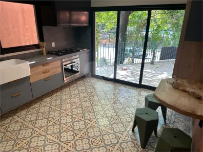 Casa com 3 Quartos à venda, 189m² no Vila Madalena, São Paulo