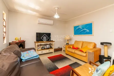 Casa com 3 Quartos à venda, 170m² no Nonoai, Porto Alegre
