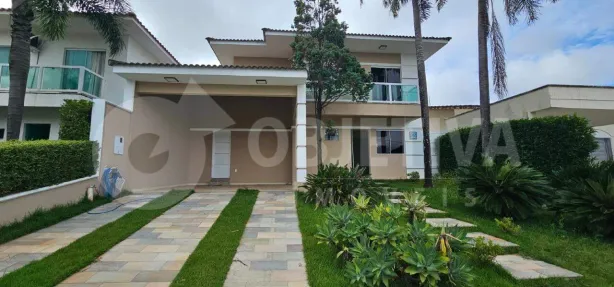 Casa de Condomínio com 3 Quartos para alugar, 219m² no Aclimação, Uberlândia