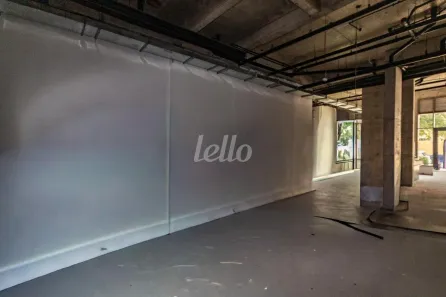 Ponto Comercial para alugar, 245m² no Vila Guarani (Z Sul), São Paulo