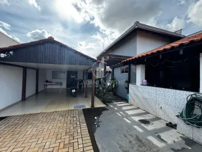 Casa com 3 Quartos à venda, 240m² no Jardim Terra Rica, Sinop