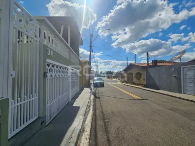 Sobrado com 4 Quartos à venda, 216m² no Núcleo Residencial Silvio Vilari, São Carlos