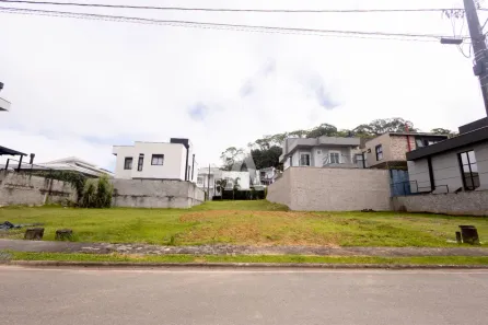 Lote/Terreno à venda, 240m² no Vila Nova, Joinville