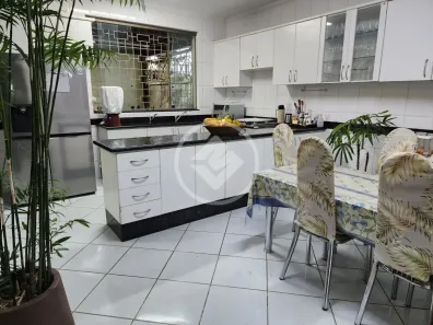 Casa com 4 Quartos à venda, 375m² no Názia I, Vespasiano