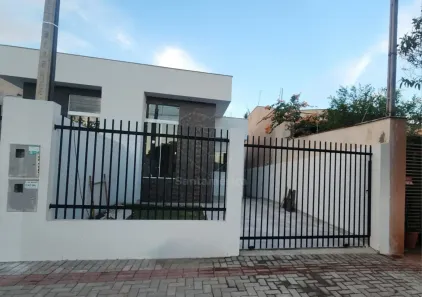 Casa com 2 Quartos à venda, 70m² no Colúmbia, Londrina
