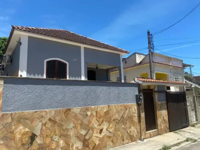 Casa com 3 Quartos à venda, 135m² no Paraíso, São Gonçalo