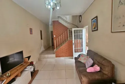 Sobrado com 3 Quartos à venda, 189m² no Jardim Mangalot, São Paulo