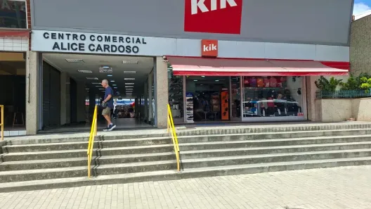 Ponto Comercial com 2 Quartos para alugar, 91m² no Centro, São Gonçalo