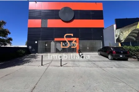 Ponto Comercial para alugar, 1395m² no Saraiva, Uberlândia