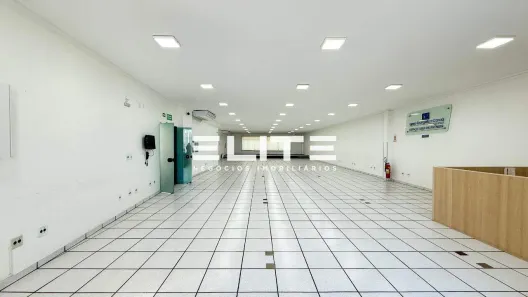 Sala Comercial para alugar, 300m² no Vila Curuçá, Santo André
