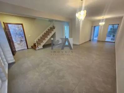 Sobrado com 3 Quartos à venda, 230m² no Parque Continental, São Paulo