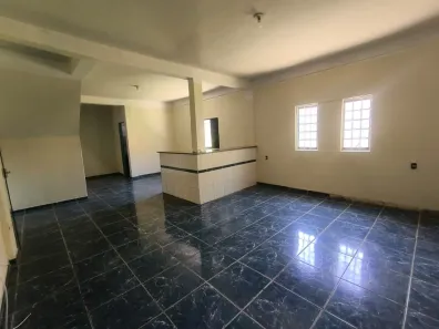 Sobrado com 3 Quartos para alugar, 200m² no Boa Esperança, Cuiabá