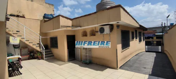 Casa com 3 Quartos à venda, 198m² no Vila Palmares, Santo André
