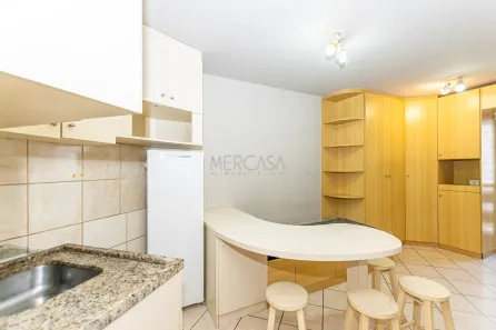 Apartamento com 1 Quarto para alugar, 20m² no Centro, Curitiba
