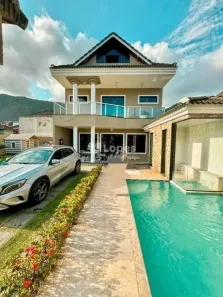 Casa de Condomínio com 3 Quartos à venda, 323m² no Vargem Pequena, Rio de Janeiro