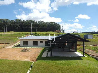 Casa de Condomínio com 3 Quartos à venda, 210m² no Pedro do Rio, Petrópolis