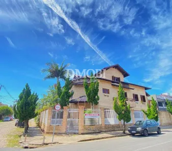 Sobrado com 3 Quartos à venda, 394m² no Vila Eunice Nova, Cachoeirinha