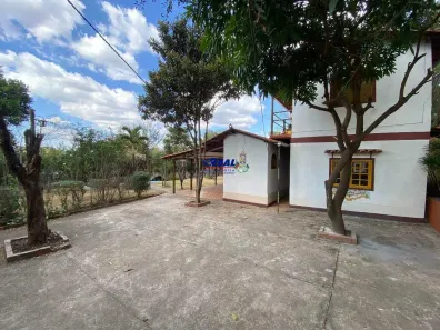 Fazenda/Sítio com 4 Quartos à venda, 180m² no Jardim Anchieta, Sarzedo