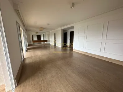 Apartamento com 3 Quartos para alugar, 247m² no Jardim Fonte do Morumbi, São Paulo