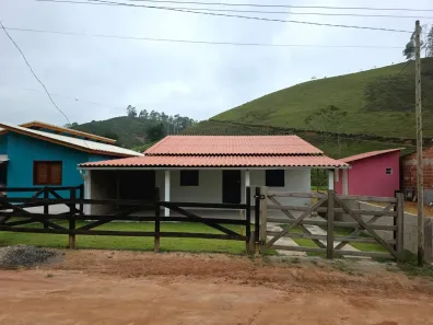 Casa com 2 Quartos à venda, 100m² no , Divino de São Lourenço