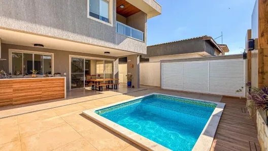 Casa de Condomínio com 3 Quartos à venda, 238m² no Castelo, Tremembé