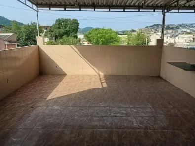 Casa com 5 Quartos à venda, 250m² no Cavalcanti, Rio de Janeiro
