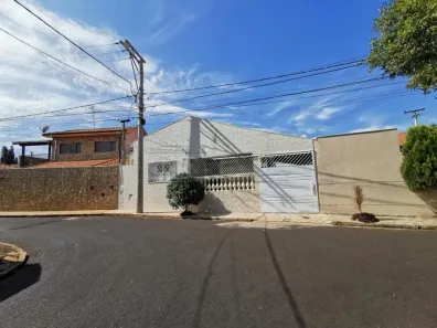 Casa com 3 Quartos à venda, 125m² no Vila Xavier (Vila Xavier), Araraquara