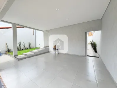 Casa com 3 Quartos à venda, 170m² no São Jorge, Uberlândia