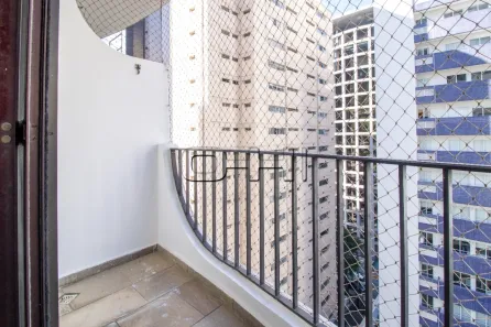 Apartamento com 3 Quartos para alugar, 76m² no Vila Olímpia, São Paulo
