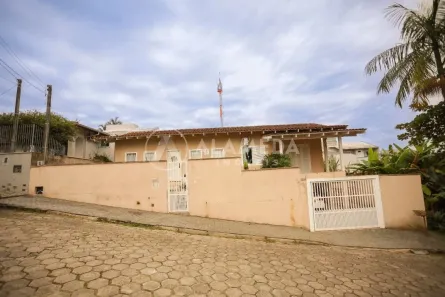 Casa com 4 Quartos à venda, 220m² no Itoupava Norte, Blumenau