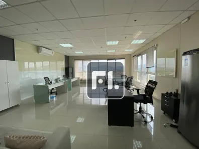 Sala Comercial à venda, 81m² no Sítio Tamboré Alphaville, Barueri