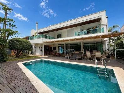 Casa de Condomínio com 3 Quartos à venda, 465m² no Córrego Grande, Florianópolis