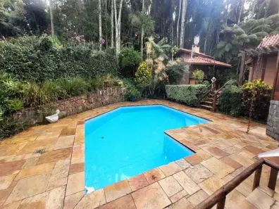 Casa de Condomínio com 3 Quartos à venda, 220m² no Cumbari, Mairiporã
