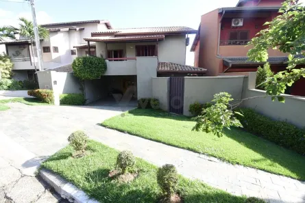 Casa de Condomínio com 4 Quartos à venda, 299m² no Parque da Hípica, Campinas