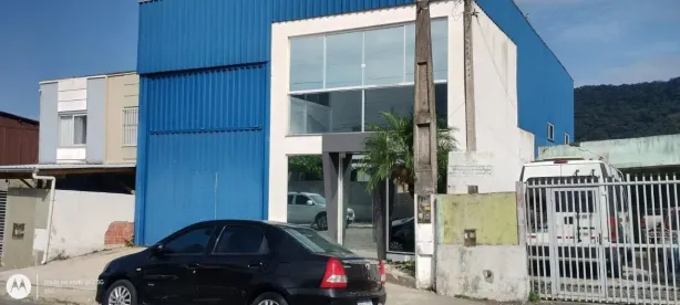 Galpão/Depósito/Armazém para alugar, 250m² no Espinheiros, Itajaí