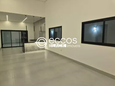 Casa com 3 Quartos à venda, 215m² no Cidade Jardim, Uberlândia