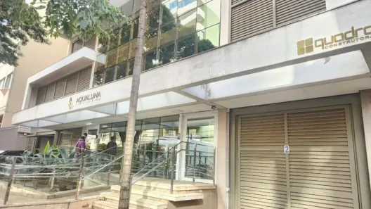 Apartamento com 3 Quartos para alugar, 82m² no Centro, Londrina