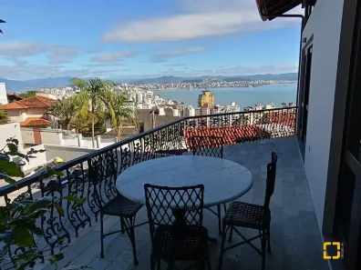 Casa com 4 Quartos à venda, 269m² no Centro, Florianópolis