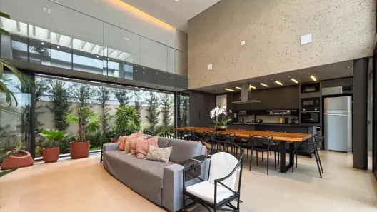 Casa de Condomínio com 4 Quartos à venda, 318m² no Jardim Sul, Uberlândia
