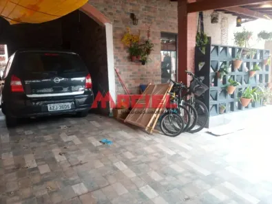 Casa com 4 Quartos à venda, 150m² no Jardim Alvorada, São José dos Campos