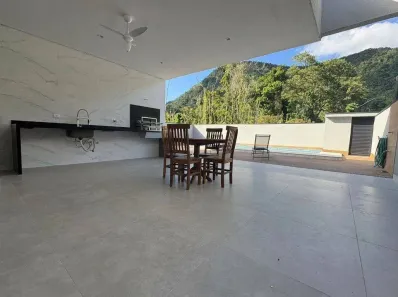 Casa de Condomínio com 3 Quartos à venda, 258m² no Mar Verde II, Caraguatatuba
