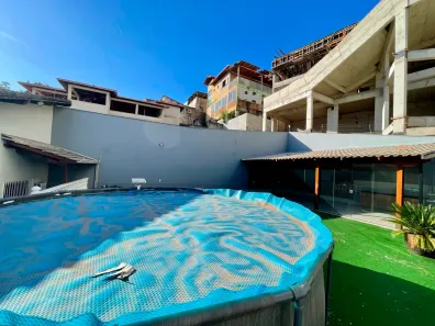 Casa com 3 Quartos para alugar, 360m² no Cabral, Contagem