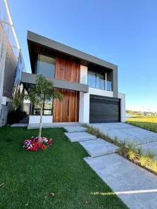 Casa com 3 Quartos à venda, 317m² no Pedra Branca, Palhoça
