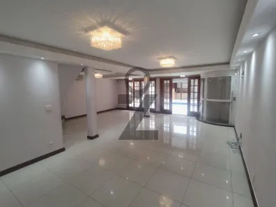 Casa com 4 Quartos para alugar, 270m² no Jardim Paulista, Bauru