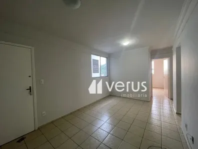 Casa com 2 Quartos para alugar, 74m² no Centro, Uberlândia
