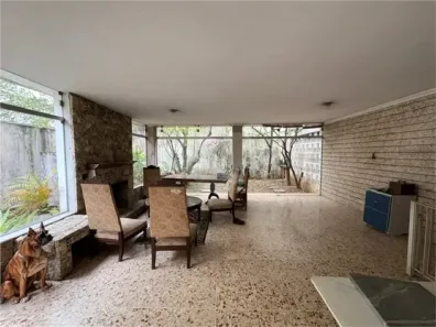 Sobrado com 4 Quartos à venda, 230m² no Sumaré, São Paulo