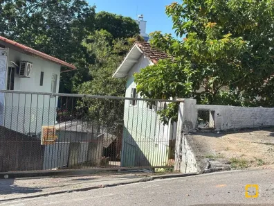 Lote/Terreno à venda, 593m² no Capoeiras, Florianópolis