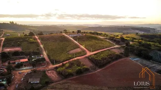 Lote/Terreno à venda, 600m² no Centro, Atibaia