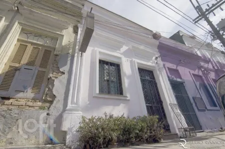 Casa com 2 Quartos à venda, 116m² no Cidade Baixa, Porto Alegre