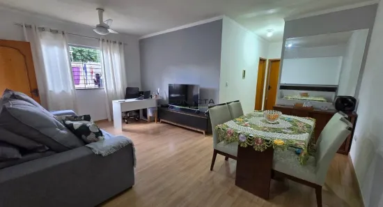 Casa com 2 Quartos à venda, 120m² no Messiânico, Londrina